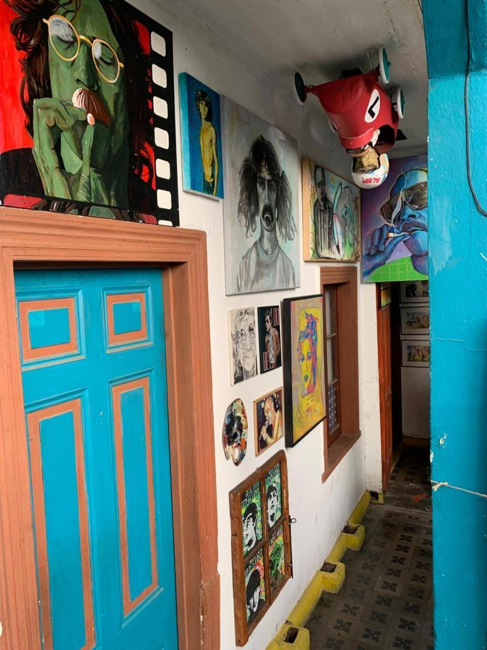 Art Hostel Casa Chaman ヴァルパライソ エクステリア 写真